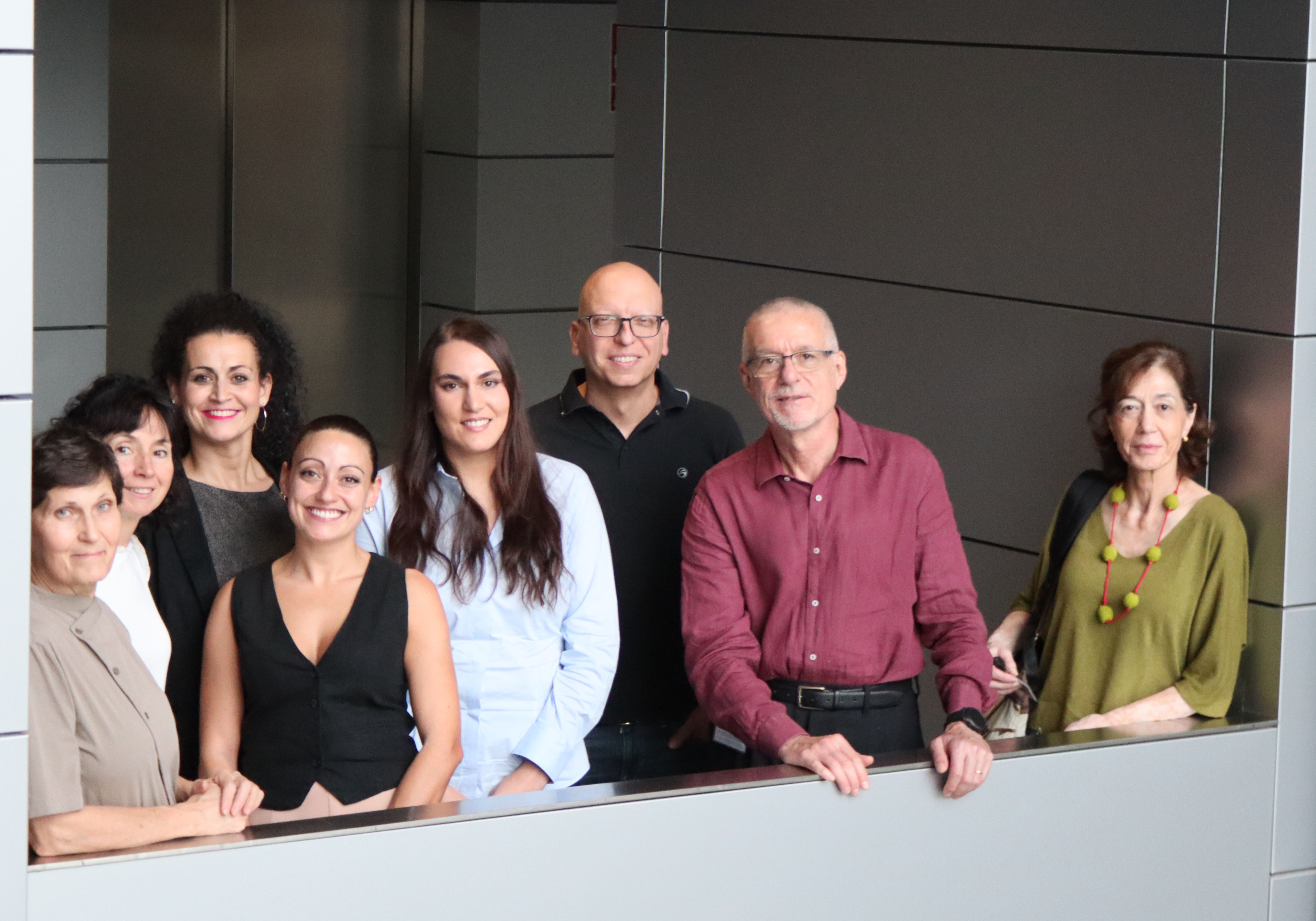 María J. Andrés-Manzano, Pilar Gonzalo, Rosa M. Carmona, Cristina González-Gómez, Ana Barettino, Ignacio Benedicto, Vicente Andrés and Ana Dopazo.